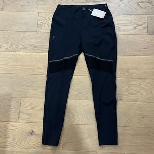 BNWT On Running Womens Long Tights Size XL